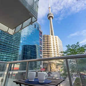 luxury-2br-apt-cn-view-free-parking-roof-top-pool.hotelstorontoontario.org/